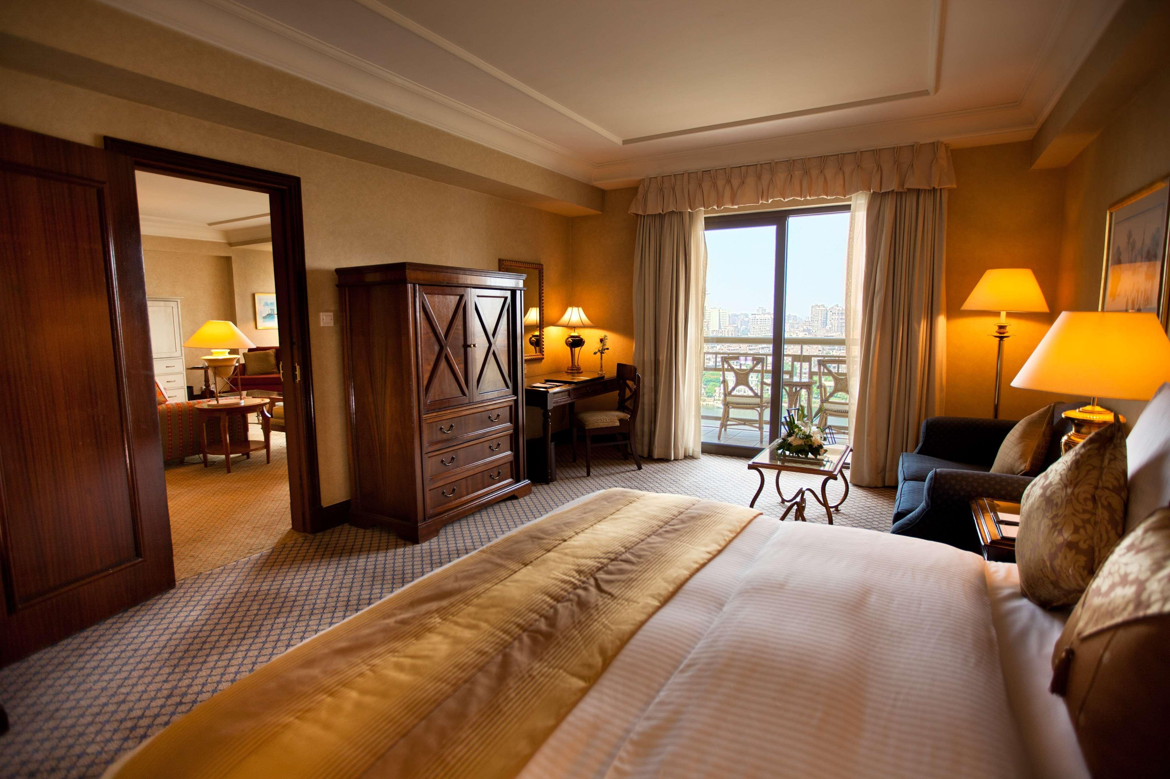 Hotel Sofitel Cairo Downtown Nile Camera foto A suite at the Four Seasons Hotel, Cairo